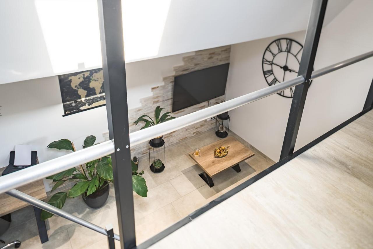 דירות טרואה Loft Avec Jardin Et Parking Prive מראה חיצוני תמונה
